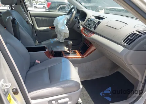 2005 Toyota Camry Xle V6 from USA, damaged, VIN 4T1BF30K55U087903